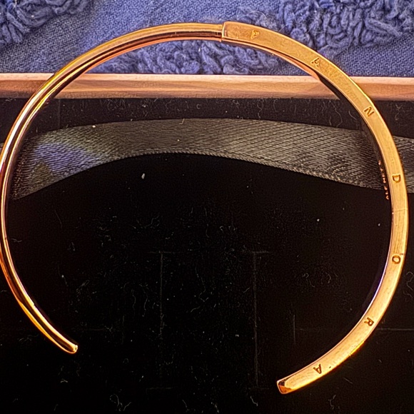 PANDORA Signature I-D Open Bangle - Rose Gold - Picture 9 of 15